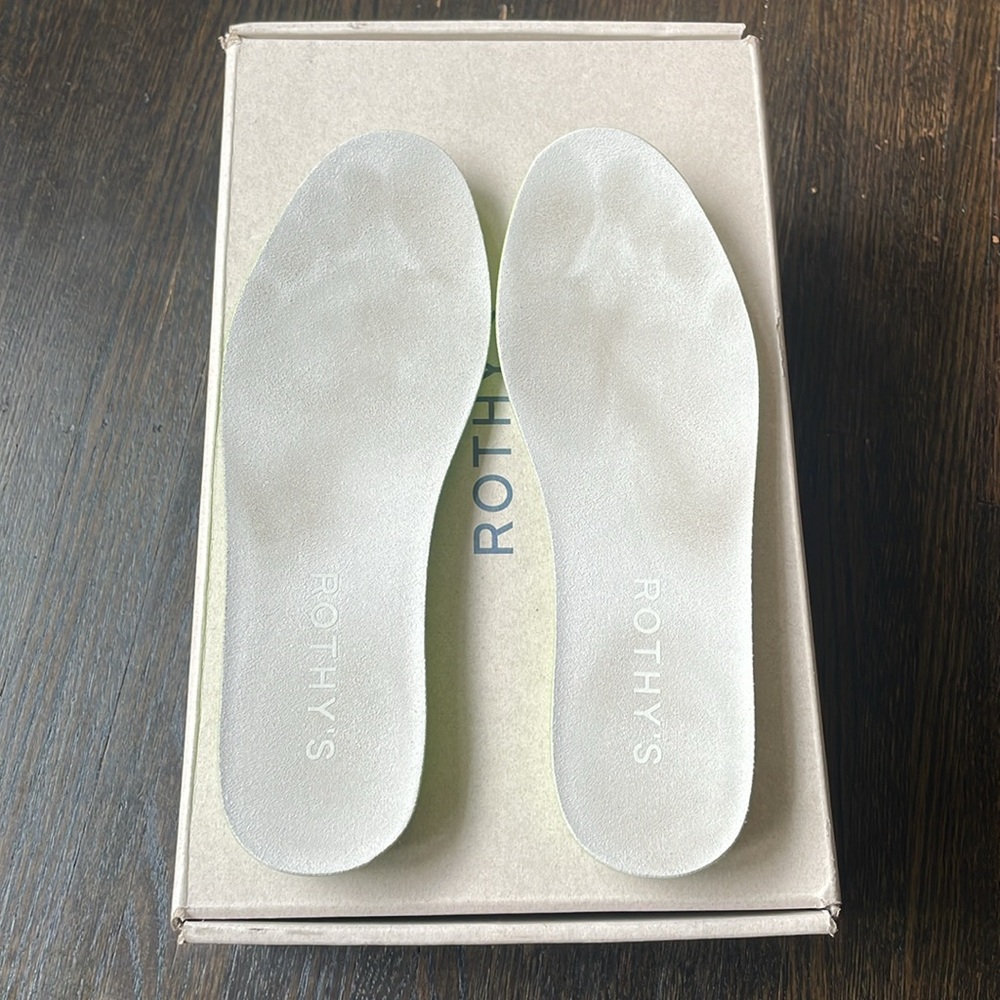 Rothy’s The City Slip On Sneaker, size 7.5, olive - Picture 7 of 7